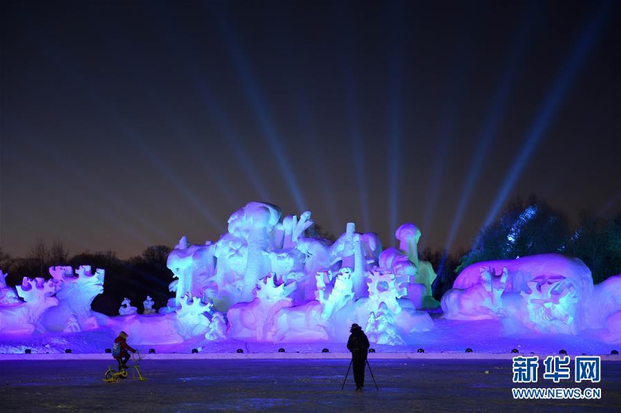 幻影雪秀“添彩”哈尔滨雪博会