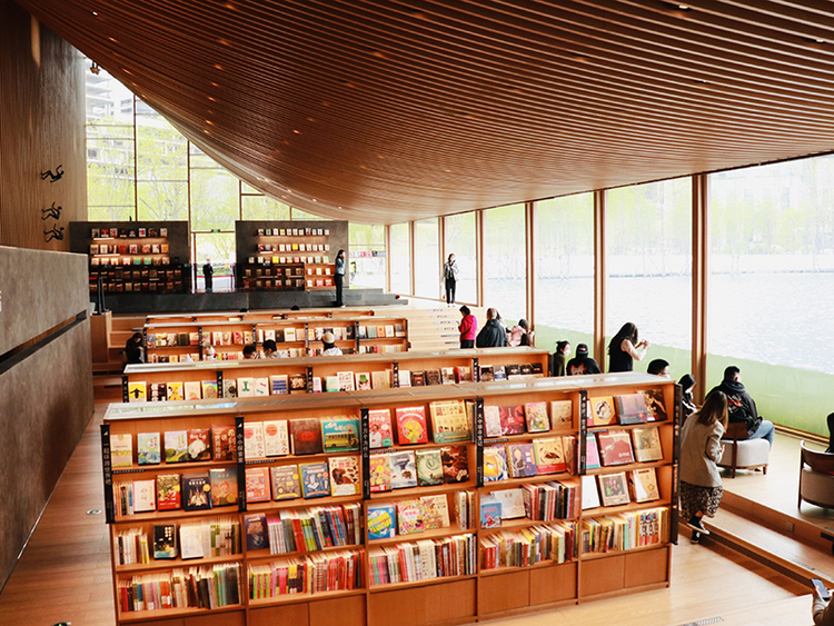 Hi，天府新区！｜“丝路青年”打卡中国公园城市首提地_fororder_<span class=