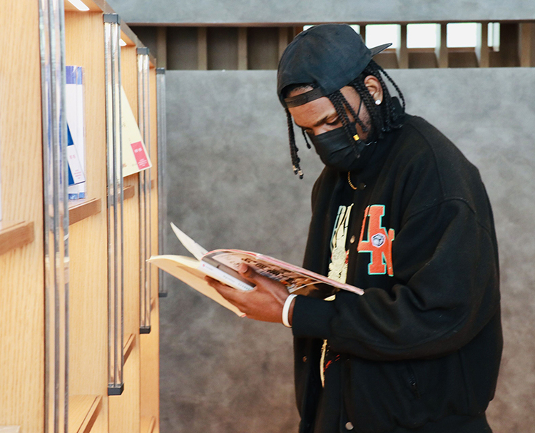 Hi，天府新区！｜“丝路青年”打卡中国公园城市首提地_fororder_<span class=