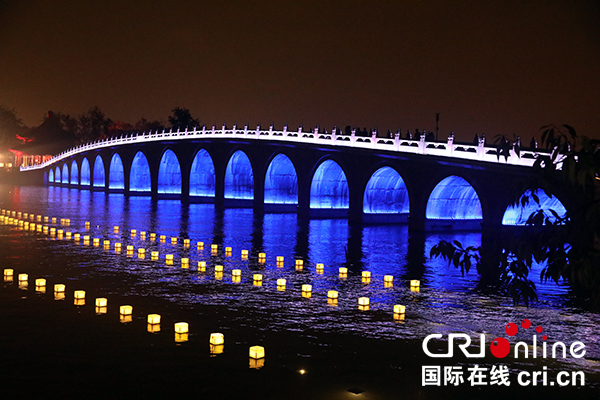 【楊賓】北京頤和園七夕之夜活動點亮“鵲橋”