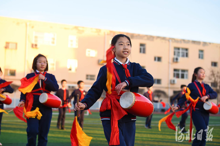 河北霸州：传统文化进校园 课外活动更精彩