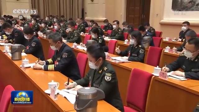 联播丨总书记与我们在一起 汇聚贯彻依法治军战略强大合力