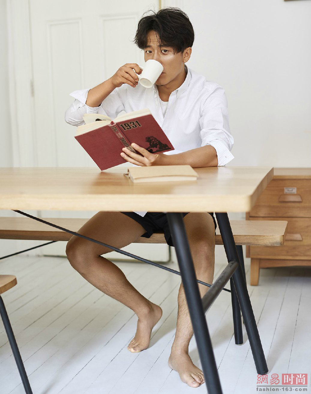 《翻译官》黄轩帅  "健身先生"黄轩身材迷人