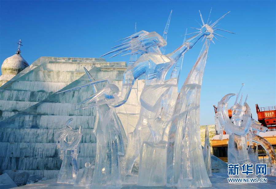 哈爾濱國際組合冰冰雕比賽落幕