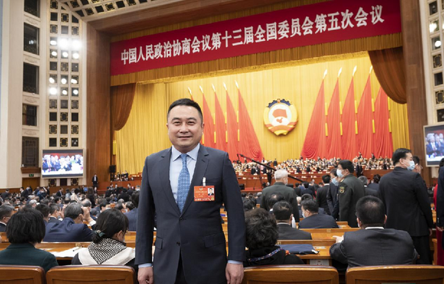 石磊：民营企业需要以实际行动助力各行业可持续发展