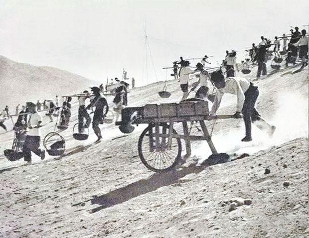 礼赞70年⑧：从人民是真正的英雄到我将无我不负人民