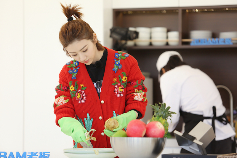 圖片默認標題_fororder_景甜《青春旅社》9