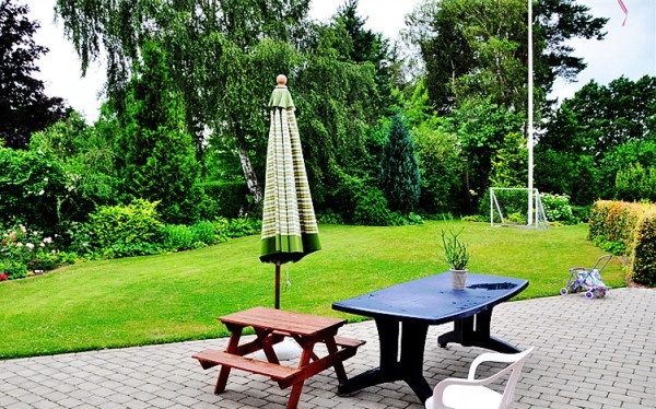 丹麦普通人5年积蓄买豪宅 无敌环境令人震惊