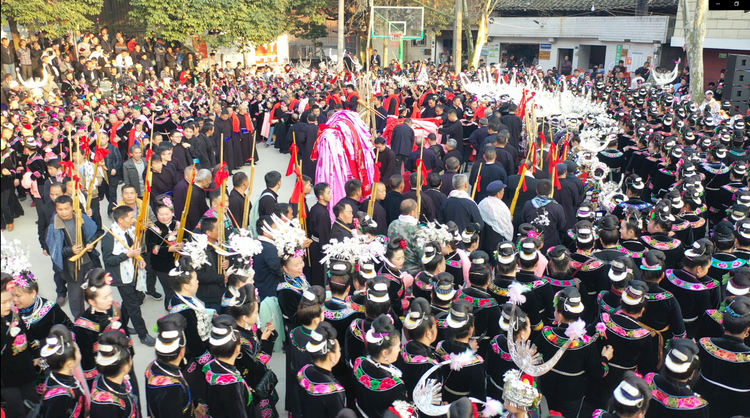 凱里擺底:歡度鼓藏節 喜迎新生活