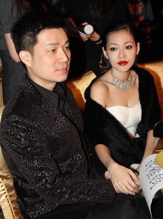 小S老公流连会所小S支持 818小S为老公灭火多少回
