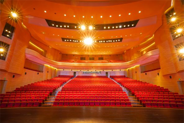 Liaoyang Grand Theater Benefits from Commercialization_fororder_图片2