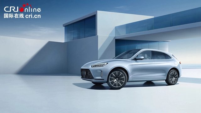 【汽车频道 资讯+焦点轮播图】新增专属车漆颜色天青蓝 AITO问界M5四驱旗舰版正式开启预定_fororder_homepage-s1-v1