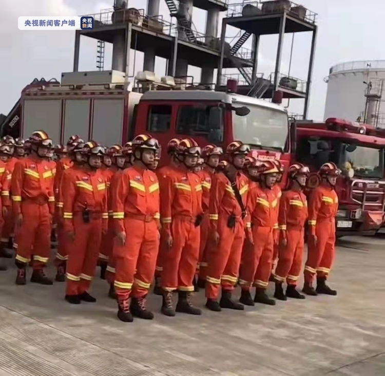东航空难：梧州消防首批救援力量已抵达东航客机事故现场