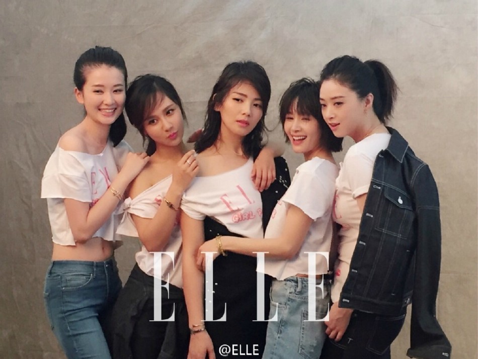 组图:欢乐颂五美合体拍写真 刘涛蒋欣霸气互撩
