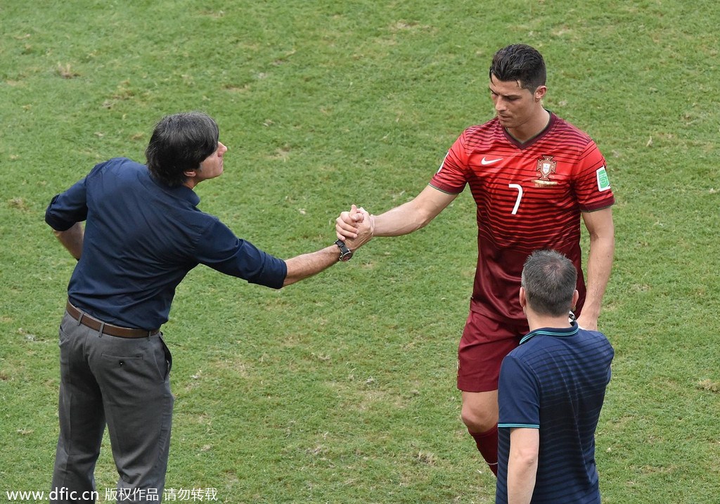 鼻屎上的勒夫 一代男神惨被右手毁掉 鼻屎上的勒夫 一代男神惨被右手毁掉