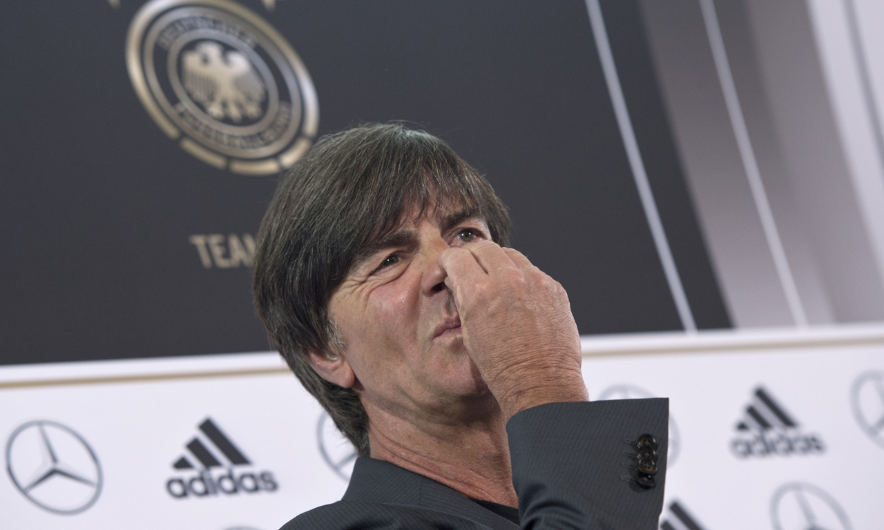 鼻屎上的勒夫 一代男神惨被右手毁掉 鼻屎上的勒夫 一代男神惨被右手毁掉