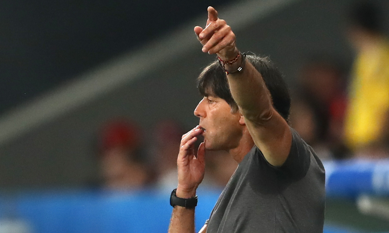 鼻屎上的勒夫 一代男神惨被右手毁掉 鼻屎上的勒夫 一代男神惨被右手毁掉