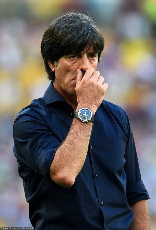 鼻屎上的勒夫 一代男神惨被右手毁掉 鼻屎上的勒夫 一代男神惨被右手毁掉