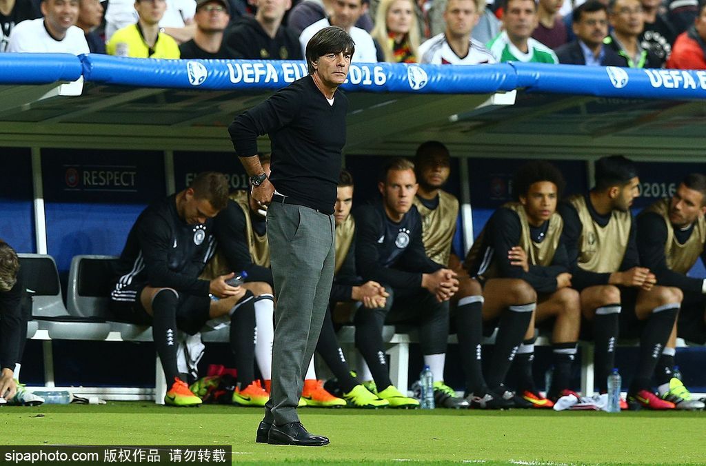 鼻屎上的勒夫 一代男神惨被右手毁掉 鼻屎上的勒夫 一代男神惨被右手毁掉