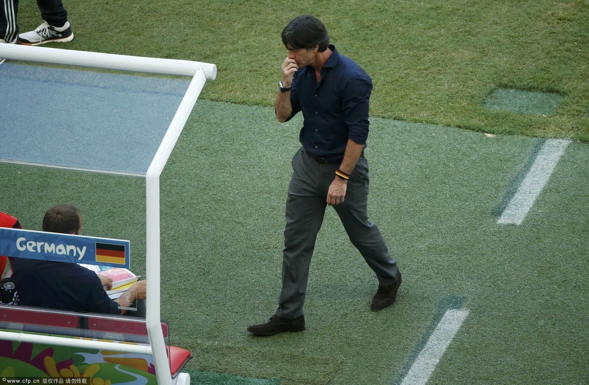 鼻屎上的勒夫 一代男神惨被右手毁掉 鼻屎上的勒夫 一代男神惨被右手毁掉