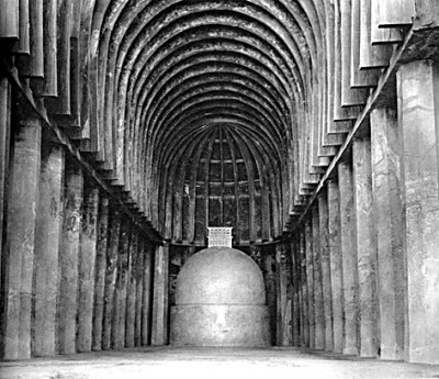 云冈石窟：翻开这部1560年的“石头史书”