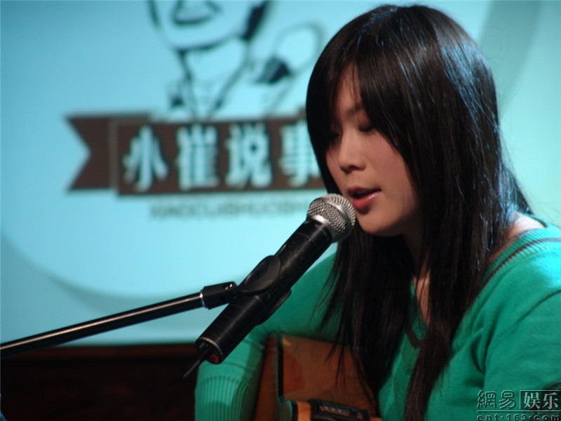 揭乡村网红歌手现状 秋裤大叔大衣哥上榜