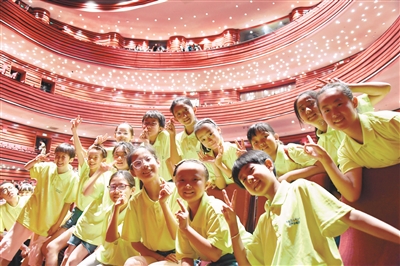 甘肅臨夏州花兒與少年合唱團“盛開的瀋陽之旅”