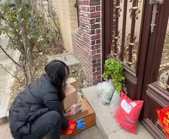 以“钉钉子”精神坚守“第一道防线” 莱州市程郭镇英才社区微光守护“健康绿”