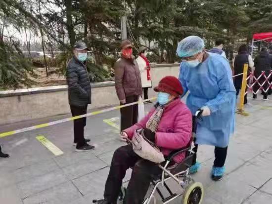 以“钉钉子”精神坚守“第一道防线” 莱州市程郭镇英才社区微光守护“健康绿”_fororder_微信图片_20220325165221