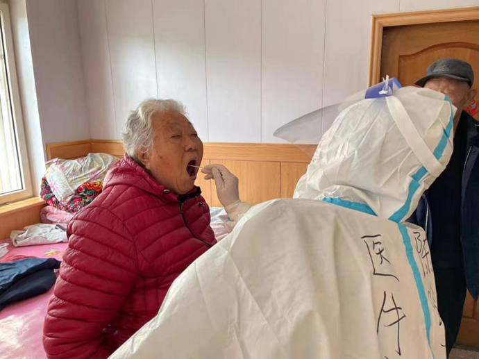 德不孤 爱成海 崂山抗疫有温度 崂山区道德典型“疫”线奋战