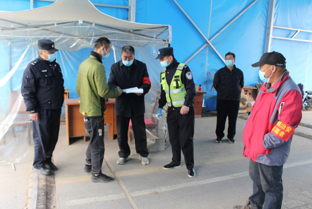 上一线 做贡献 房山党员干部疫情防控冲在前