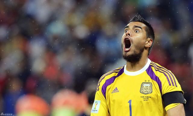 门神!罗梅罗3神扑+封点球 他真不如德赫亚吗 门神!罗梅罗3神扑+封点球 他真不如德赫亚吗