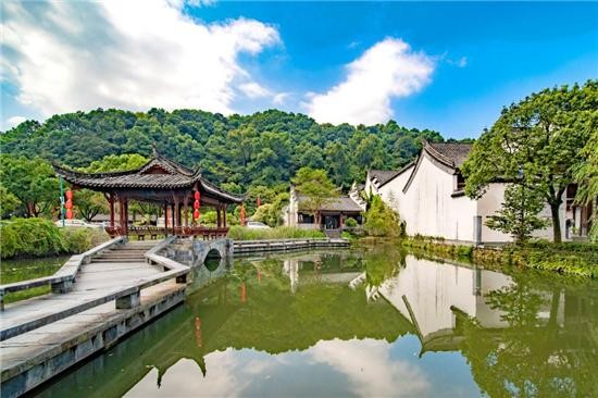 水墨江南 只此青绿 美丽乡村婺源