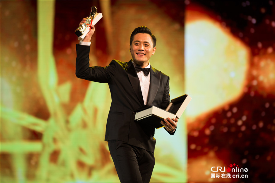 上海电影节刘烨时隔12年再夺影帝