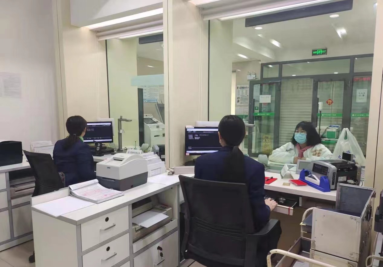 理“三线”明“三心” 伊春农商银行战“疫”一线书写使命担当_fororder_7