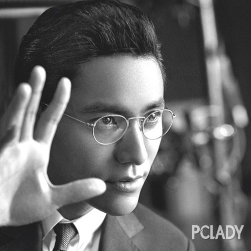 《老九门》禁欲系陈伟霆苏上天 军装长靴大油头