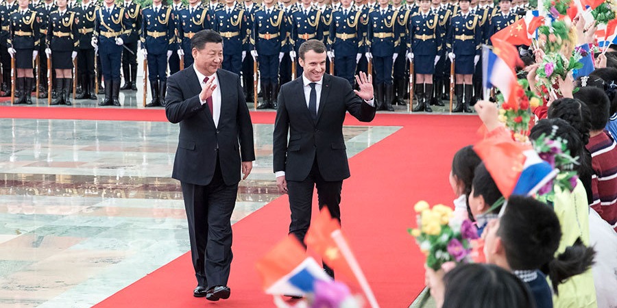 习近平同法国总统马克龙举行会谈 两国元首一致同意推动紧密持久的中法全面战略伙伴关系行稳致远