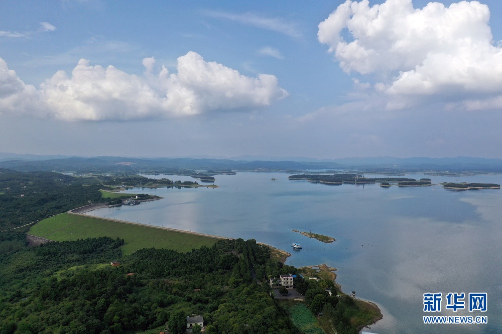 湖北荆门漳河现“天空之境”