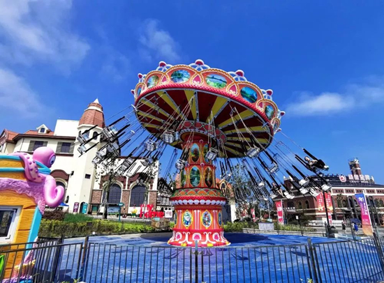 来青岛西海岸新区金沙滩啤酒城体验空中悬浮