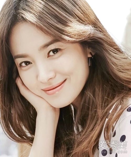 王子文郑爽baby 娱乐圈巴掌脸女明星盘点