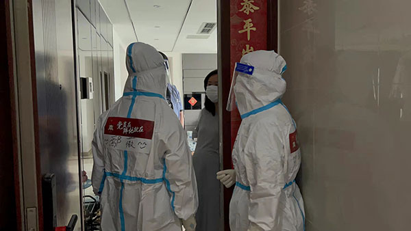 防疫有序 | 凝聚力量“在一起” 成都石羊街道青年党员的抗“疫”一线故事_fororder_微信图片_20220410165902