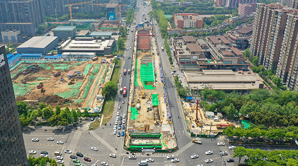 成都轨道在建9条线路已有40座车站封顶_fororder_建设中的30号线一期益州大道站-供图-成都轨道集团