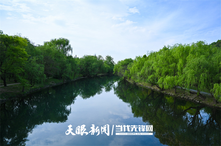 （中首）贵阳花溪十里河滩：人间最美四月天 踏青游玩正当时
