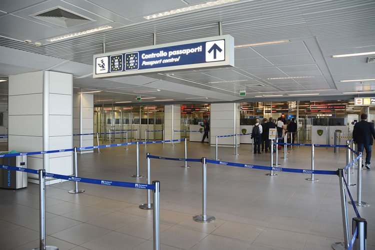 意大利将塞尔维亚,黑山和科索沃加入禁止入境名单