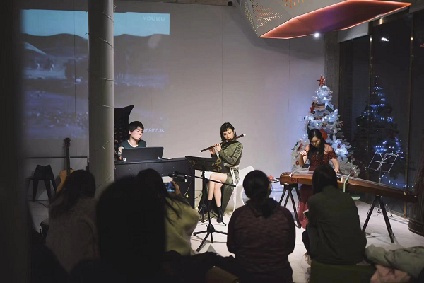 直播间里的竹笛女孩获80万赞 打赏收入支持她把民乐事业做下去