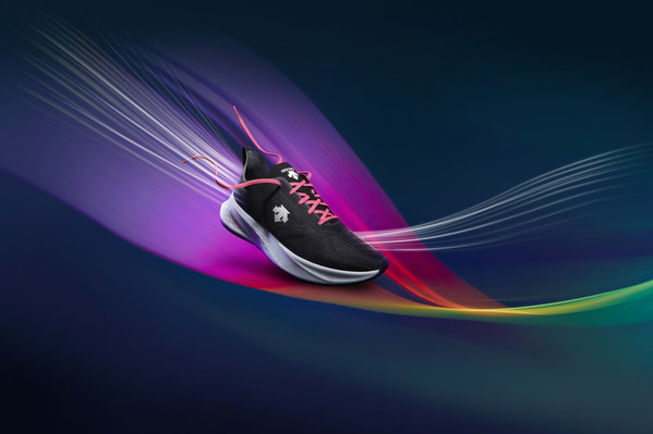 炼就精准 破风前行 迪桑特推出"破风骑跑系列"