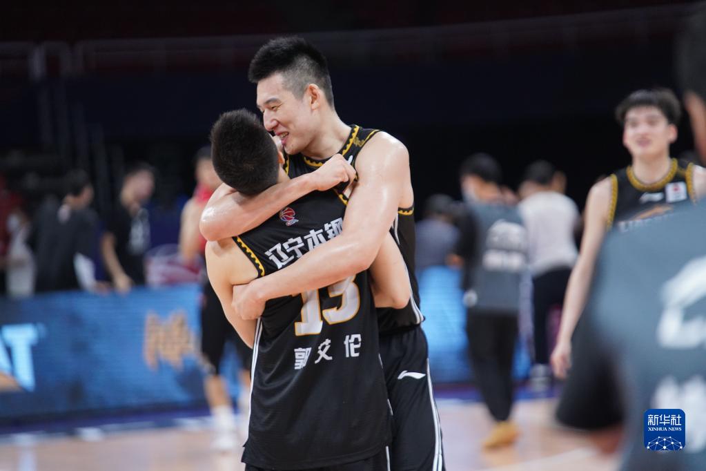 CBA总决赛：辽宁本钢夺冠
