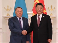 習近平會見哈薩克斯坦總統納扎爾巴耶夫