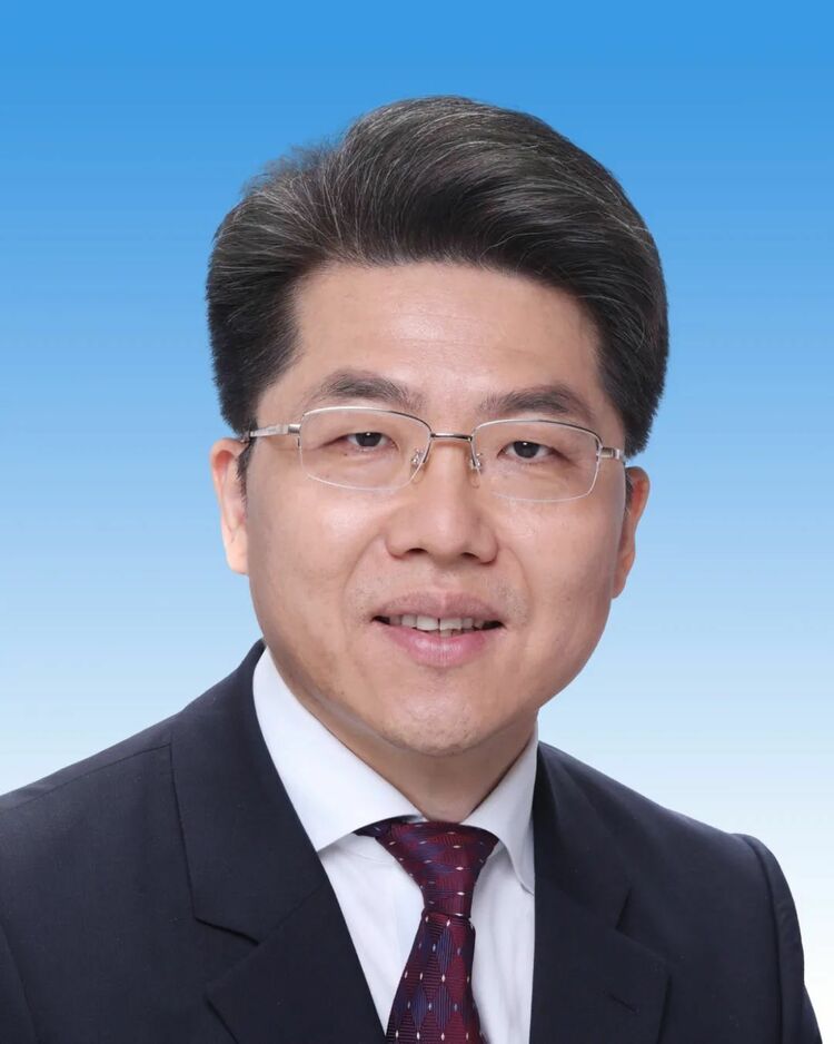 （转载）中共成都市第十四届委员会常委简历（附照片）