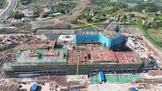 中建科工宜宾市第一人民医院项目举办“冲刺封顶”动员大会暨劳动竞赛启动仪式